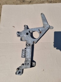 фото thumb №1, Подножка левый кронштейн кронштейн бампера левая mercedes actros mp4