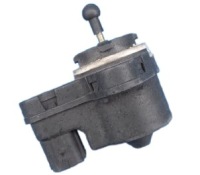 фото thumb №1, Моторчик регулировки лампы перед 0307860002 mercedes slk r170