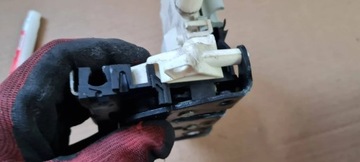 фото thumb №9, A4 b9 8w замок двері правий зад 4g0839016f 8pin a5 8w