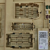 фото thumb №6, Kia ev6 2023 рамка / модуль предохранителей