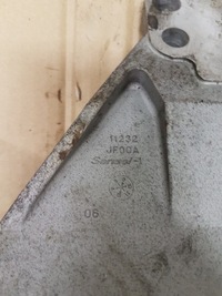 фото thumb №3, Nissan gt-r r35 3.8 vr38 кронштейн двигателя правая