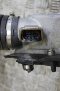 фото thumb №7, Корпус повітря cls w219 amg 6.3 a1560900301