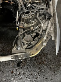 фото thumb №1, Лівий перед чверть передня лонжерон підкрилок чашка mercedes c w206