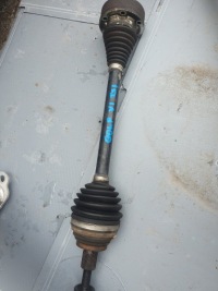 фото thumb №1, Привідний вал ліва передня vw golf vi tsi 1k0407271hh