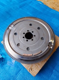 фото thumb №1, Колесо маховик двомасовий renault dacia 1.5dci nowe оригінальні 123005236r