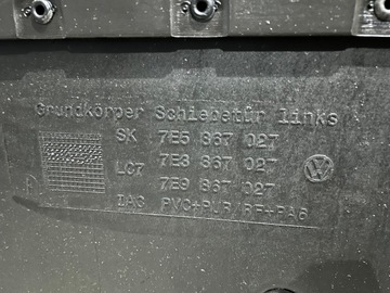 фото thumb №9, Vw t5 рестайлінг t6 multivan 7e5 оббивка боковина двері зсувних лівий + праві