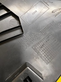 фото thumb №10, Захист обшивка стійка середнього b права праве range rover velar l560