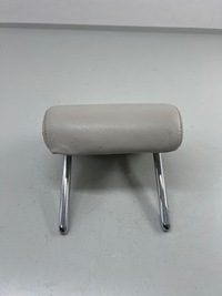 фото thumb №1, Подголовник задний середина land rover range rover velar