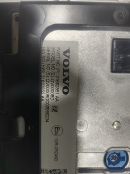 фото thumb №7, Volvo xc40 20r дисплей экран навигации 31682851