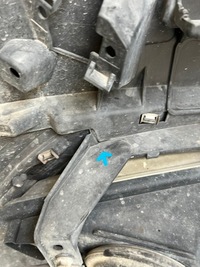 фото thumb №16, Бампер перед передній lancia delta протитуманні фари