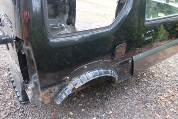 фото thumb №4, Пол багажника suzuki jimny исправная 2012r