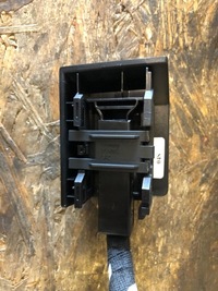 фото thumb №6, Защита заглушка мультимедийный audi оригинальный номер 4g0035909