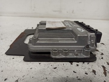 фото thumb №8, Peugeot 307 1.6hdi блок управления 0281013331 9662213180