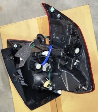 фото thumb №6, Оригинальная лампа задняя правая citroen c4 aircross 1607955480