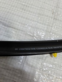 Уплотнитель  порога  правая opel astra j iv 13347305 новая оригинал Недорого, фото thumb