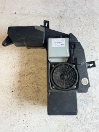 фото thumb №1, Сабвуфер підсилювач audi a4 b6 8e9035382