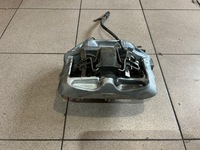 фото thumb №1, Суппорт перед правый vw phaeton 3.2