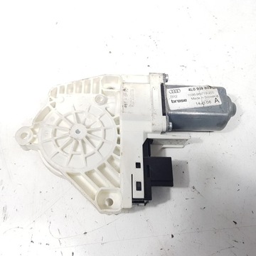 фото thumb №1, Двигунчик скла праві зад audi q7 4l 4l0959802b