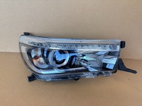 фото thumb №1, Toyota hilux xiii lift лампа правая перед