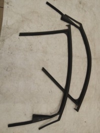 фото thumb №1, Vw golf 5 прокладка дверь 5m0837431a 5m0837432a