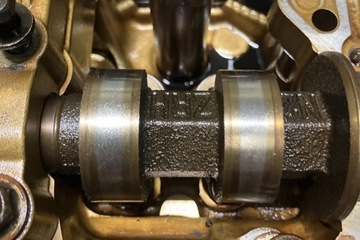 фото thumb №8, Головка двигуна toyota prius _w3_ x2zr 1.8l 2014