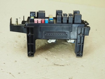 фото thumb №5, Коробка запобіжників bsi chrysler 300c p05087269a