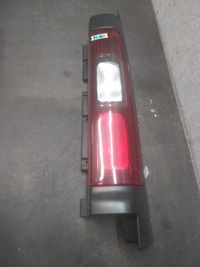 фото thumb №1, Лампа задняя правая opel vivaro renault trafic fiat talento 14- pod дверь