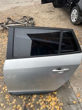 фото thumb №1, Дверь megane iii универсал ted69