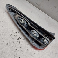 фото thumb №6, Toyota yaris verso лампа права задня eu