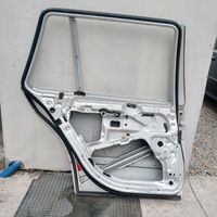 фото thumb №5, Bmw e39 kombi дверь задние левая silver