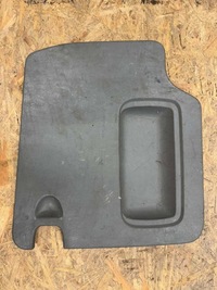 фото thumb №1, Обшивка дверь правый задняя renault trafic ii 7700313085