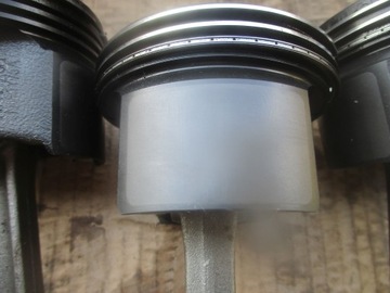 фото thumb №6, Wał коленчатый 05l поршни korobwody 2.0tdi dsrb