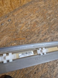 Молдинг накладка правий задній mercedes ml a1646902662 Оригінал, фото thumb