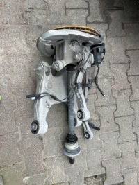 фото thumb №1, Bmw f12 поворотний кулак правий задня