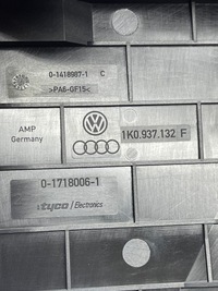 фото thumb №10, Audi tt 8j 2.0 tfsi коробка запобіжників комплектна!