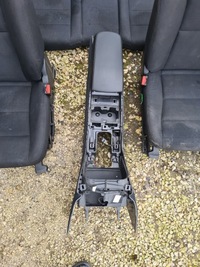 фото thumb №8, Салон volvo xc 40 заднє сидіння сидіння обшивки заднє сидіння спинка підлокітник