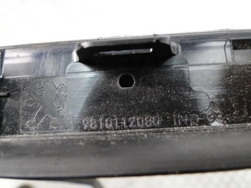 фото thumb №10, 9810111980 планка скла перед peugeot 3008 ii