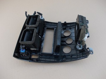 фото thumb №10, Решётка воздуховод средняя рамка радио hyundai tucson i европа