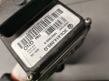 фото thumb №7, Насос abs vw passat b6 3c0614095q