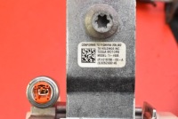 Ремінь безпеки правий перед натягувач європа  1018788-00-a tesla model s 12-20 Недорого, фото thumb