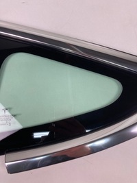 фото thumb №4, Скло кузовна ліва tesla 3