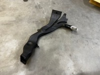 фото thumb №1, Канал туннель решётка обдув воздуха задняя левый mercedes gl x166