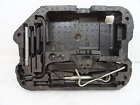 фото thumb №1, Citroen ds5 вкладыш колеса запасного домкрат 9672902480