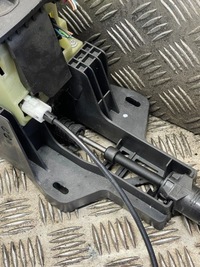 фото thumb №9, Mercedes-benz a w169 2006 домкрат переключения передач / верхний