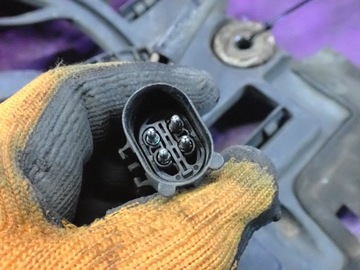 фото thumb №5, Bmw e39 95-00 2.5 163km вентилятор радиатор 64546921397 4 pin