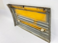 Молдинг боковая крыла правый перед правая mercedes w126 1266902240 1979-1985 Доставка, фото thumb