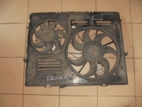 фото thumb №1, Вентилятор корпус vw touareg 02-... 7l0121207d