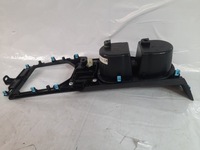 фото thumb №9, Subaru crosstrek 17-22 рамка переключения передач подстаканник 92125fl001 usa