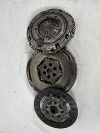 фото thumb №1, Citroen peugeot opel 1.5 hdi колесо двухмассовый сцепление