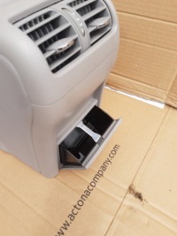 фото thumb №12, Mercedes c w203 підлокітник тунель oriongrau a2036806550 7g64